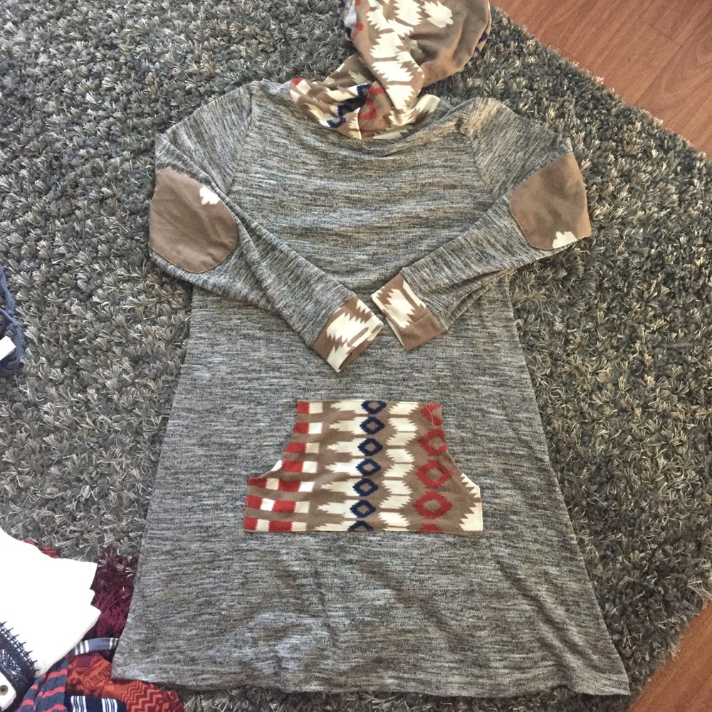 ❌SOLD❌ Aztec Print Tunic/Sweater Dress Size M